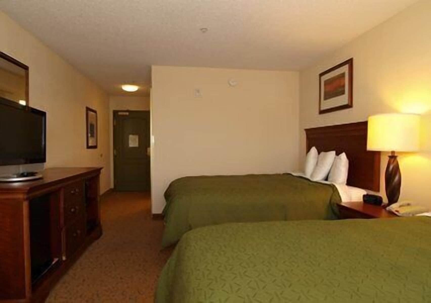 Comfort Inn & Suites Dover Exterior photo
